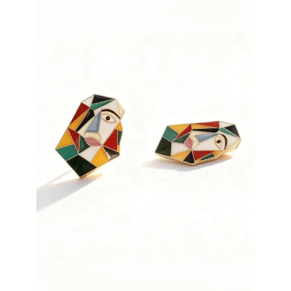Face Enamel Stud Earring A1630
